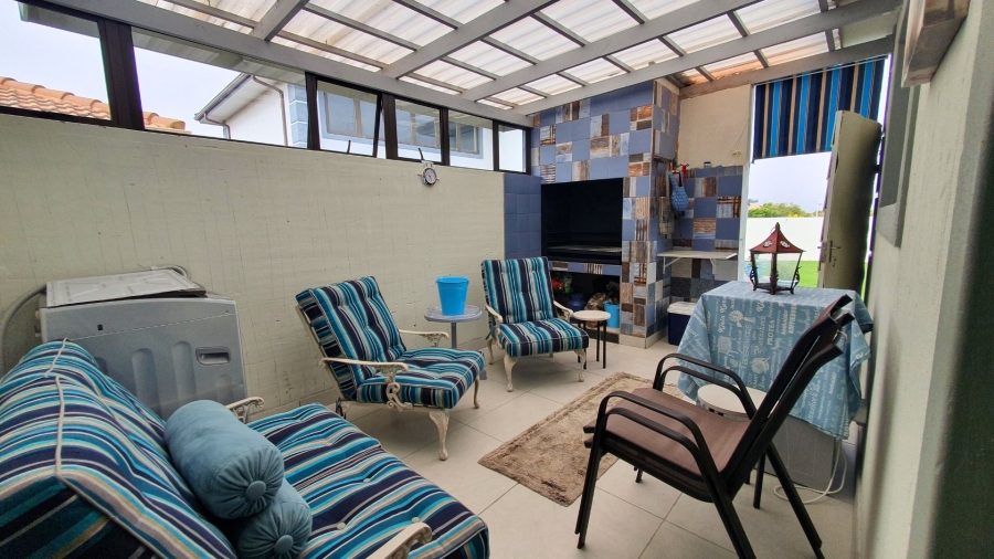 2 Bedroom Property for Sale in Dana Bay Western Cape